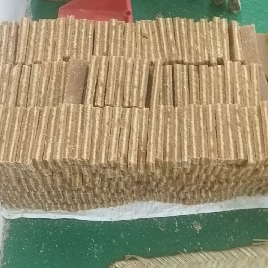 玉林 黑糖，黄糖片，冰糖片。