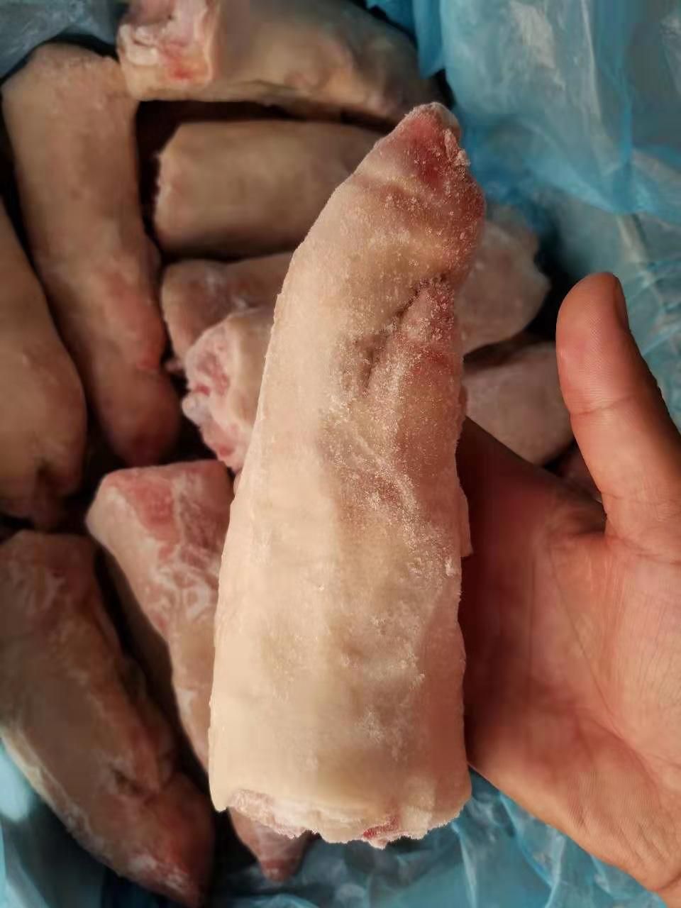  大量猪蹄，前蹄，后蹄分开卖的