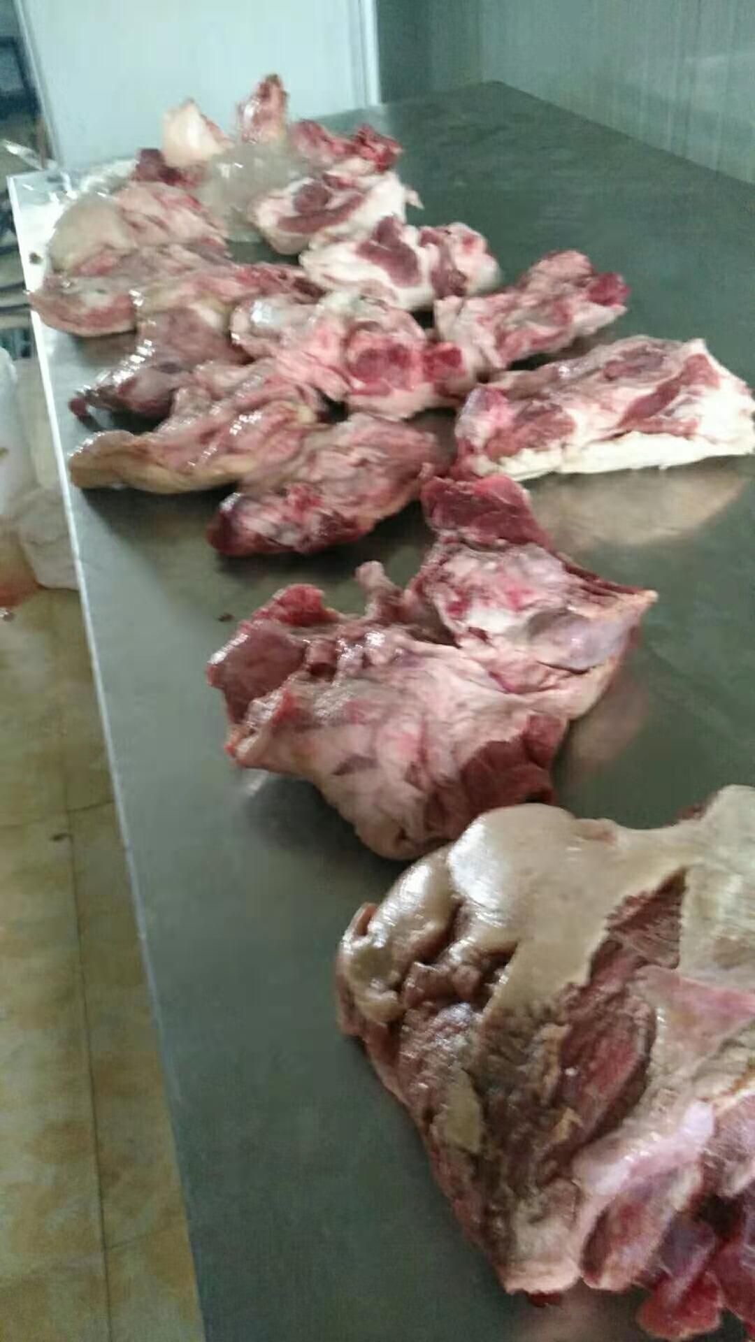 猪槽头肉 母猪曹头肉