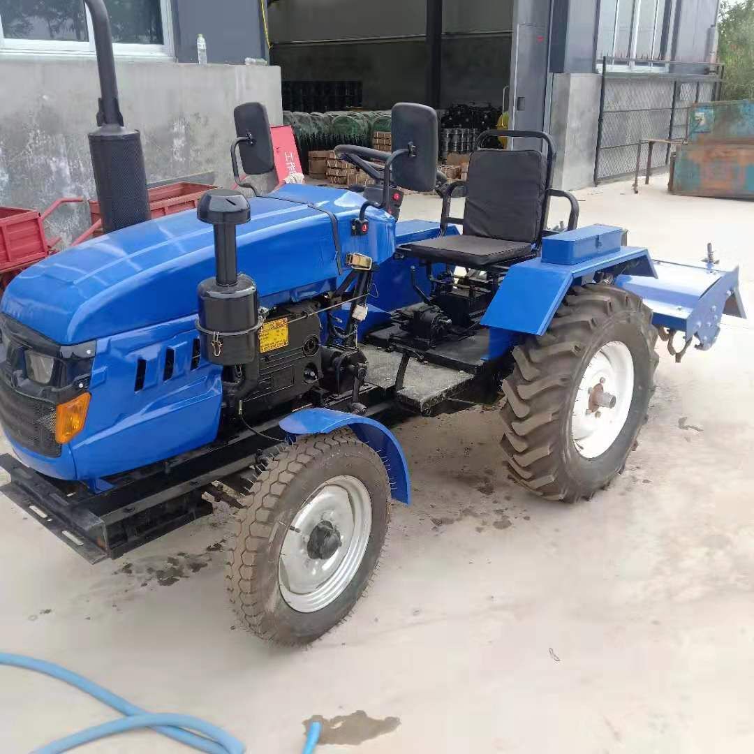 轮式拖拉机 18马力四轮拖拉机带旋耕机