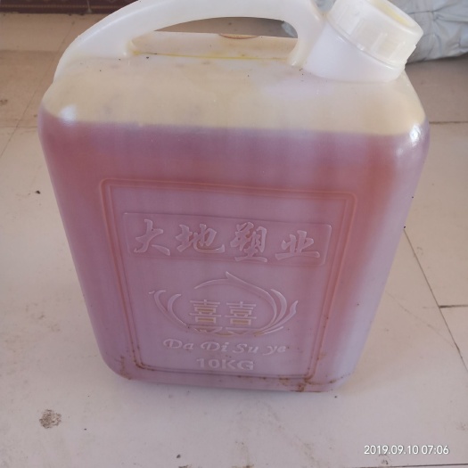  纯大豆油，熟炸大豆油没有添加任何添加剂，健康无公害。