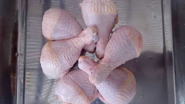  鸡腿琶琶腿