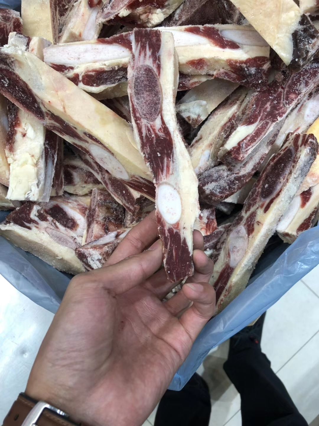  牛排骨，软骨