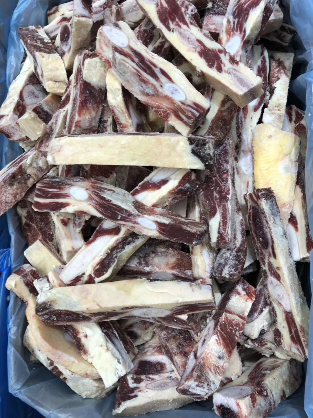  牛排骨，软骨