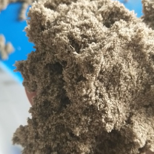 艾绒 扶贫种植艾草5千亩基地，自购设备加工各种比例绒，厂价直