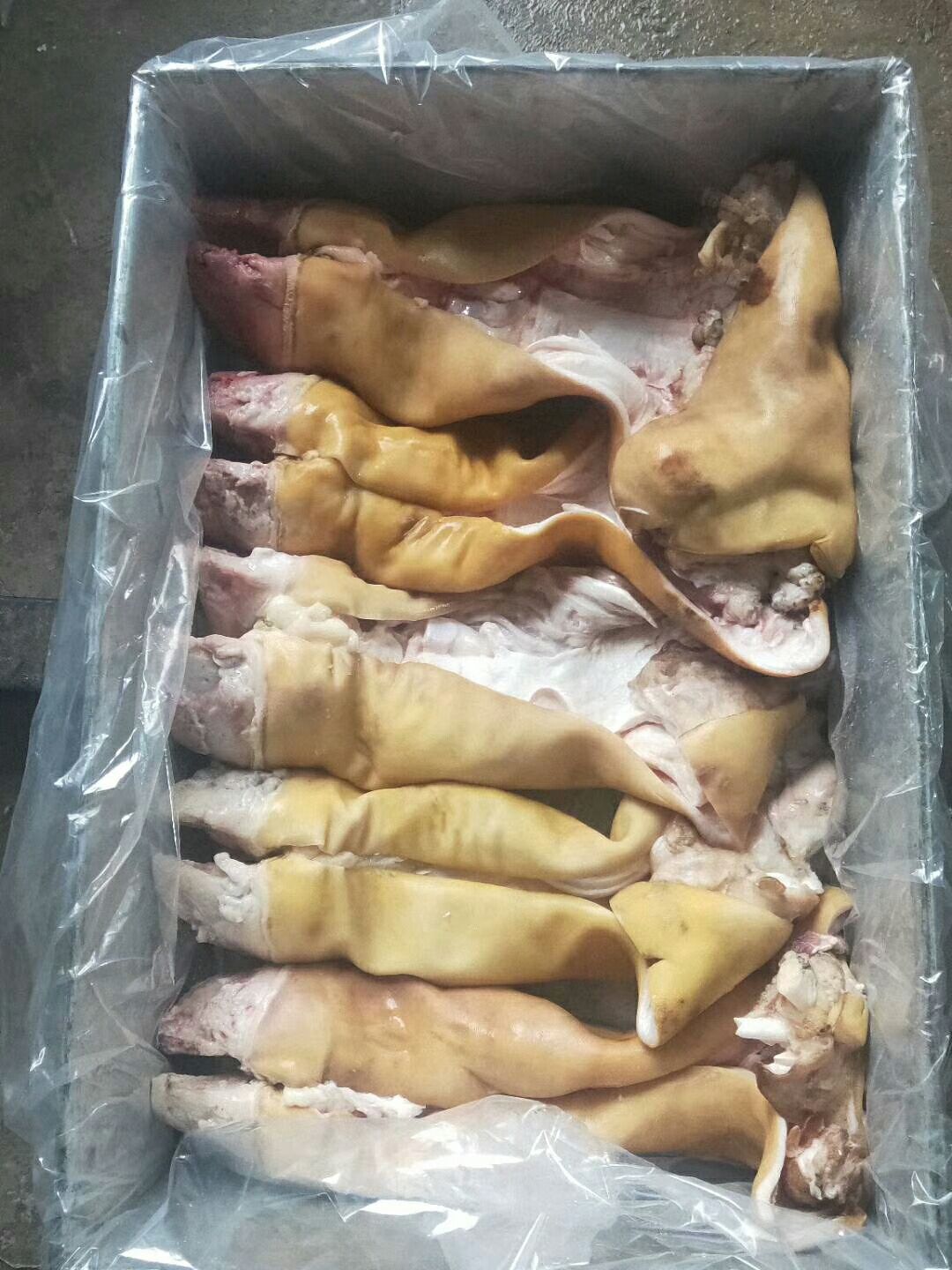 火烧半去骨，全去骨牛蹄，大量批发。
