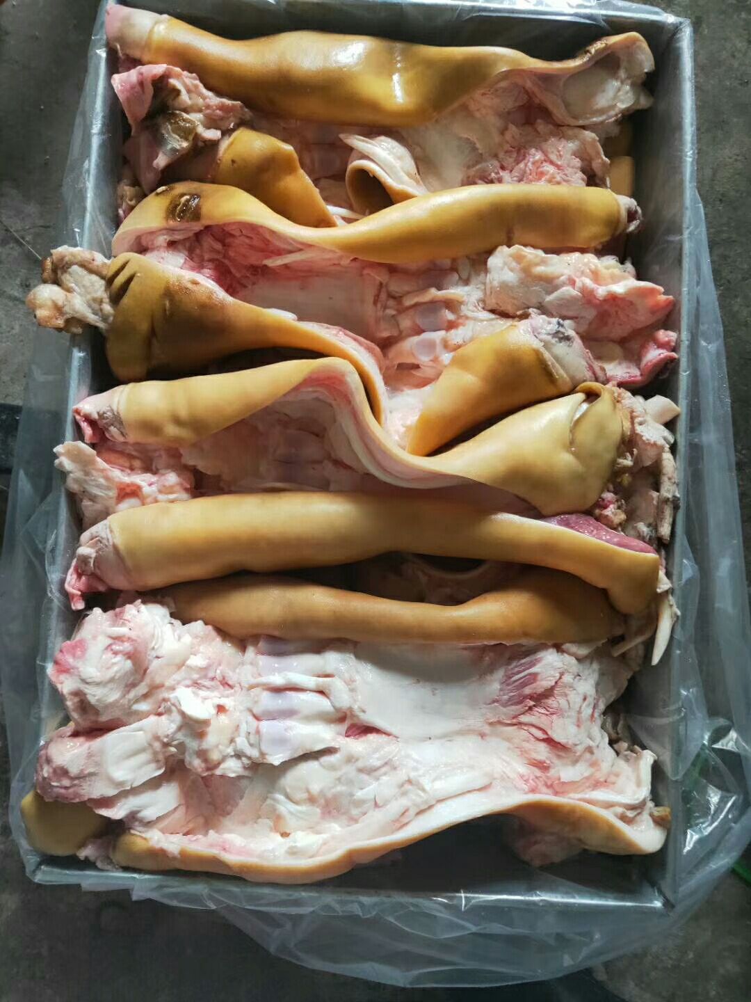 火烧半去骨，全去骨牛蹄，大量批发。