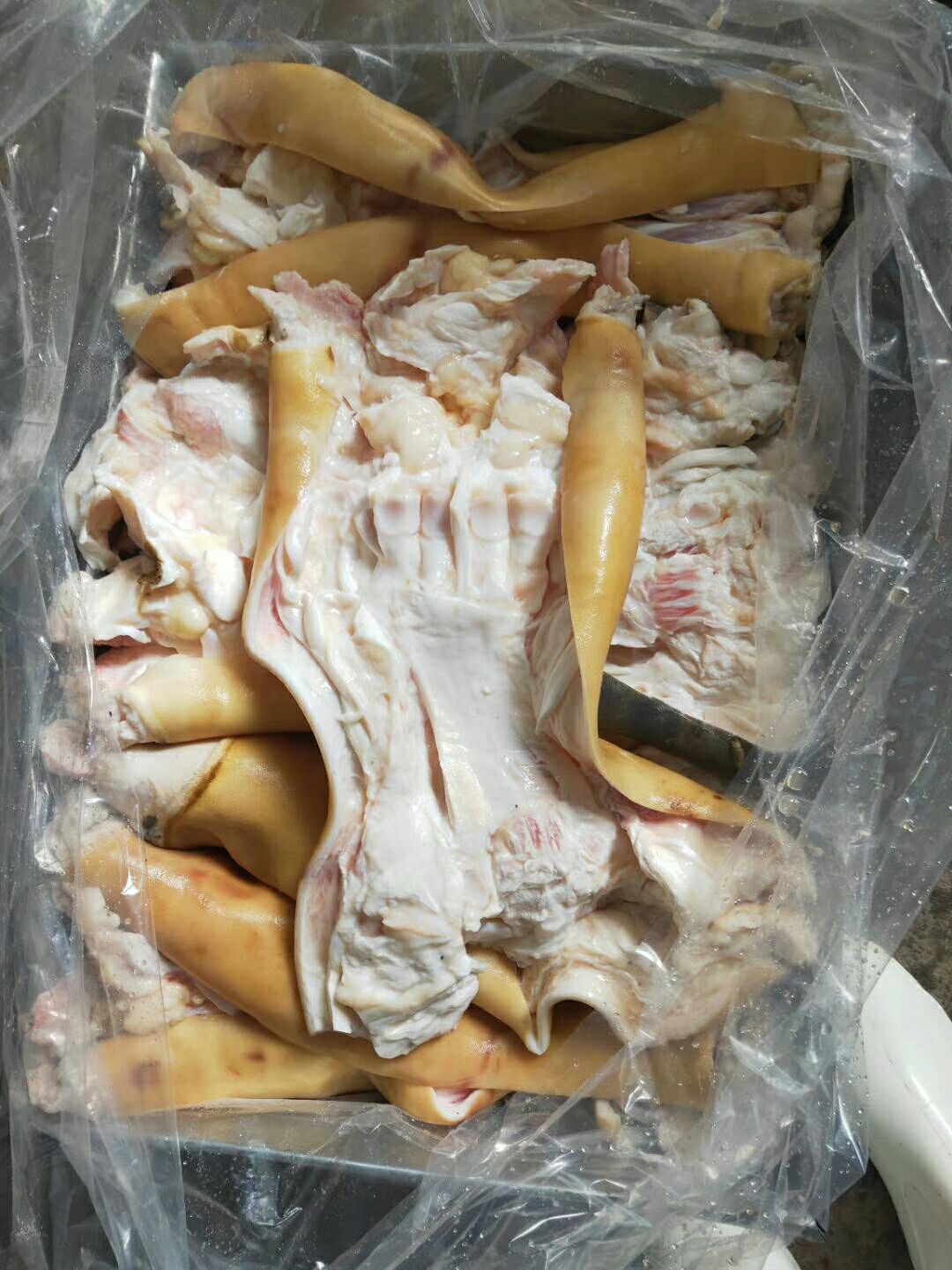 火烧半去骨，全去骨牛蹄，大量批发。