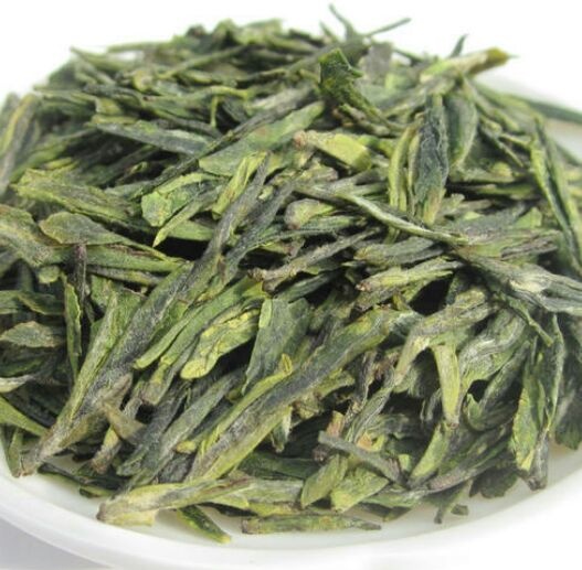 桐柏县野生绿茶 手工炒制，味道醇香，开水直接冲泡，现货充足