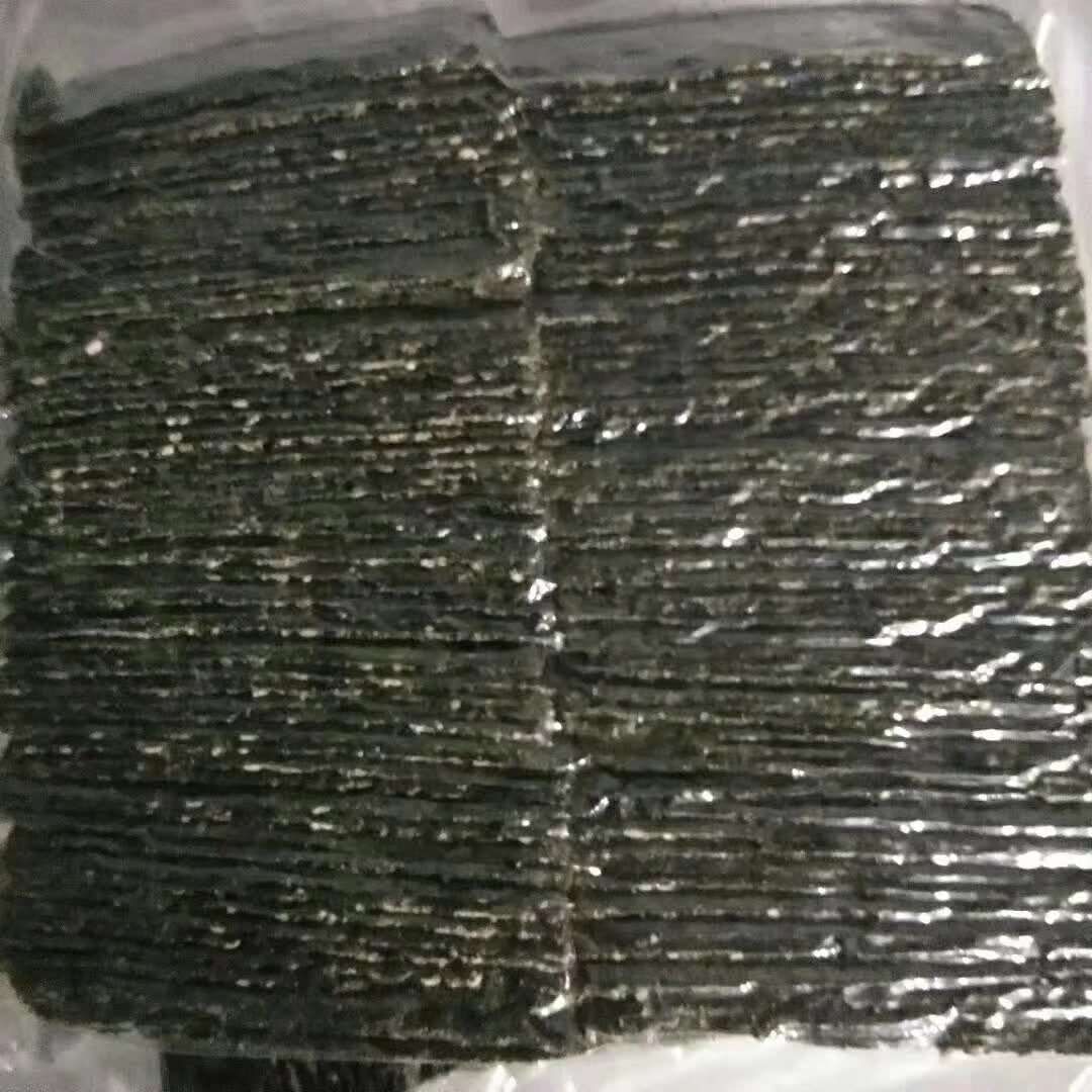  渔家自制夹心海苔
