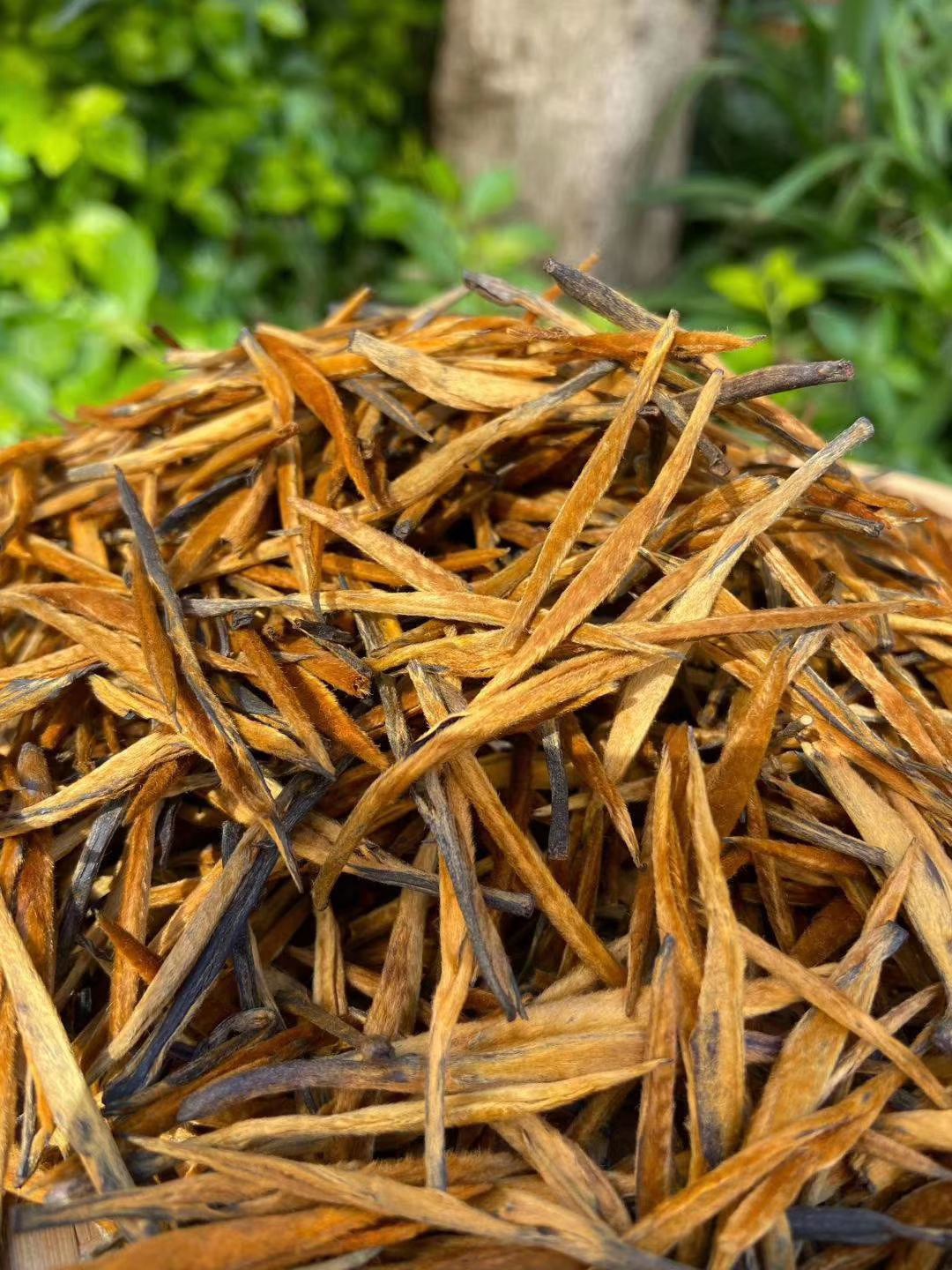 凤庆红茶  云南凤庆滇红手工制作红茶绣球，龙珠