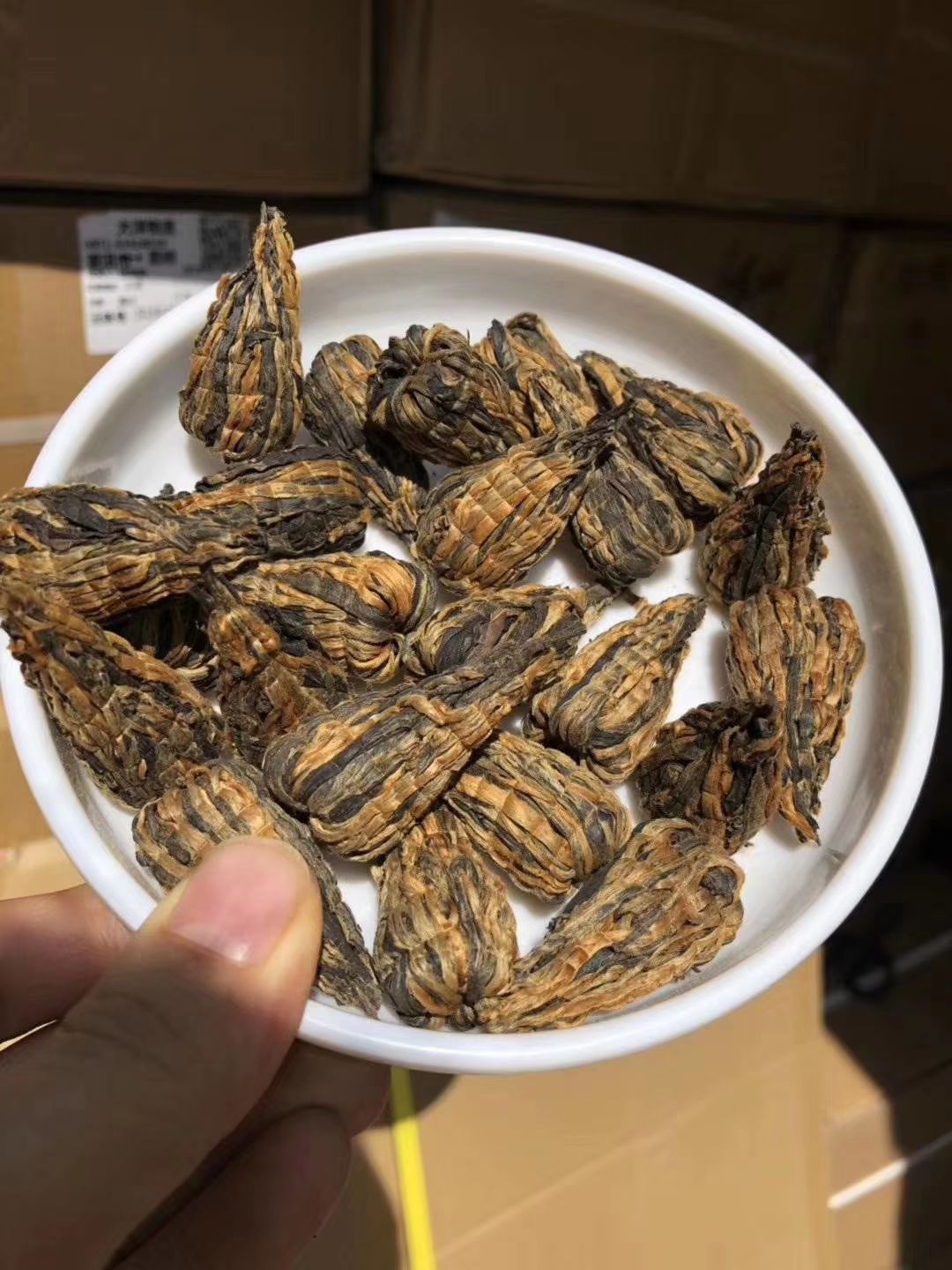 凤庆红茶  云南凤庆滇红手工制作红茶绣球，龙珠