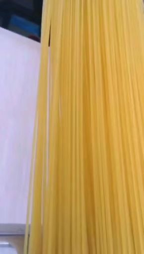 面条  东北玉米面，滑滑的感觉超好吃