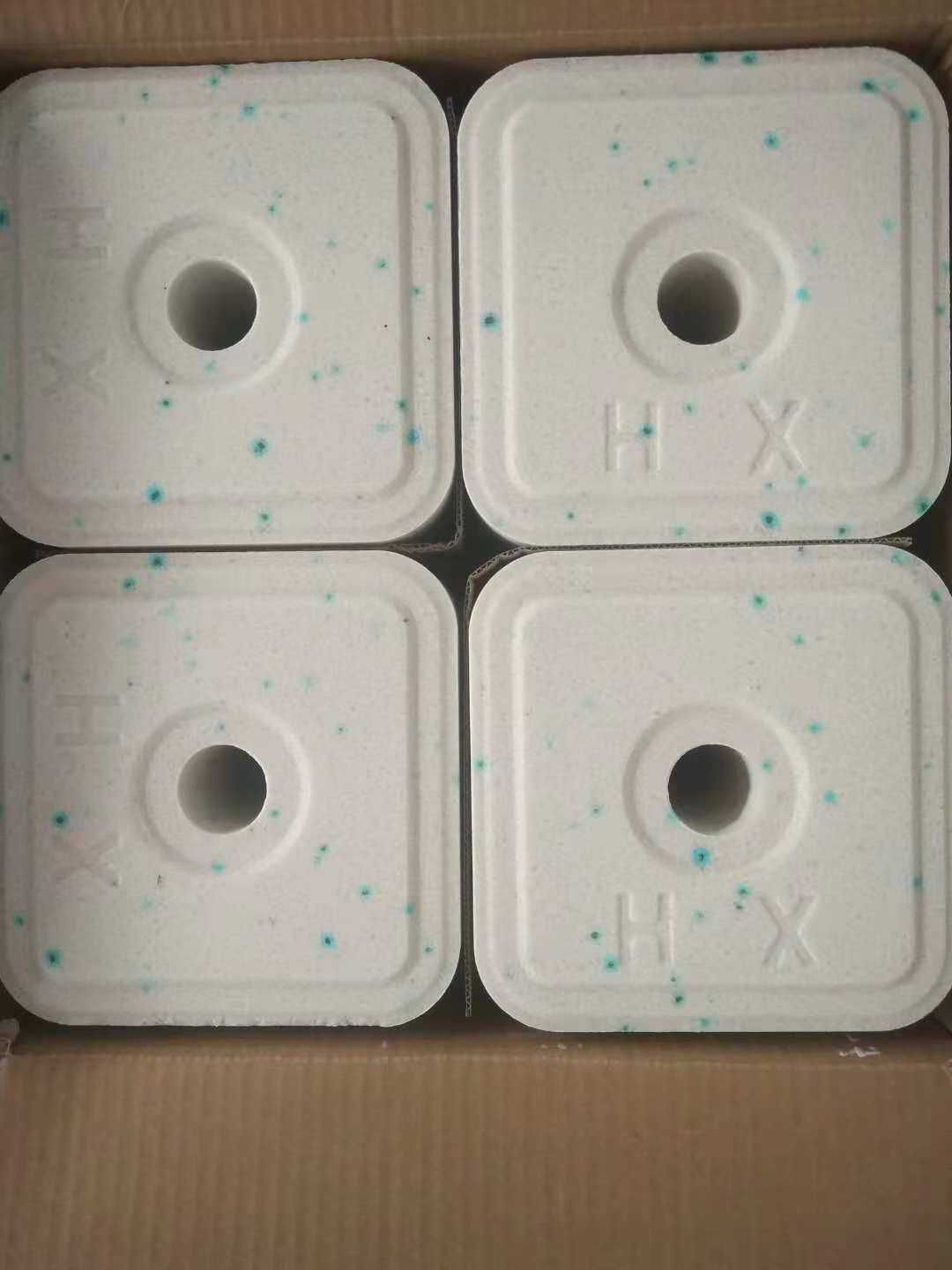 厂家直销牛羊舔砖，健胃助消化型舔块，650一吨欢迎订购