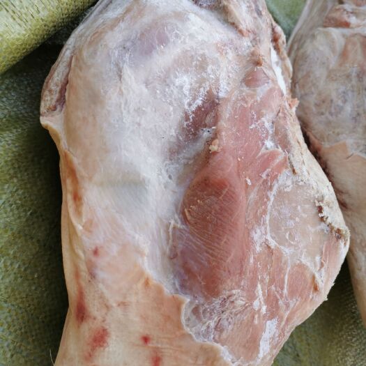 巨鹿县后腿肉 国产带骨，带蹄后腿