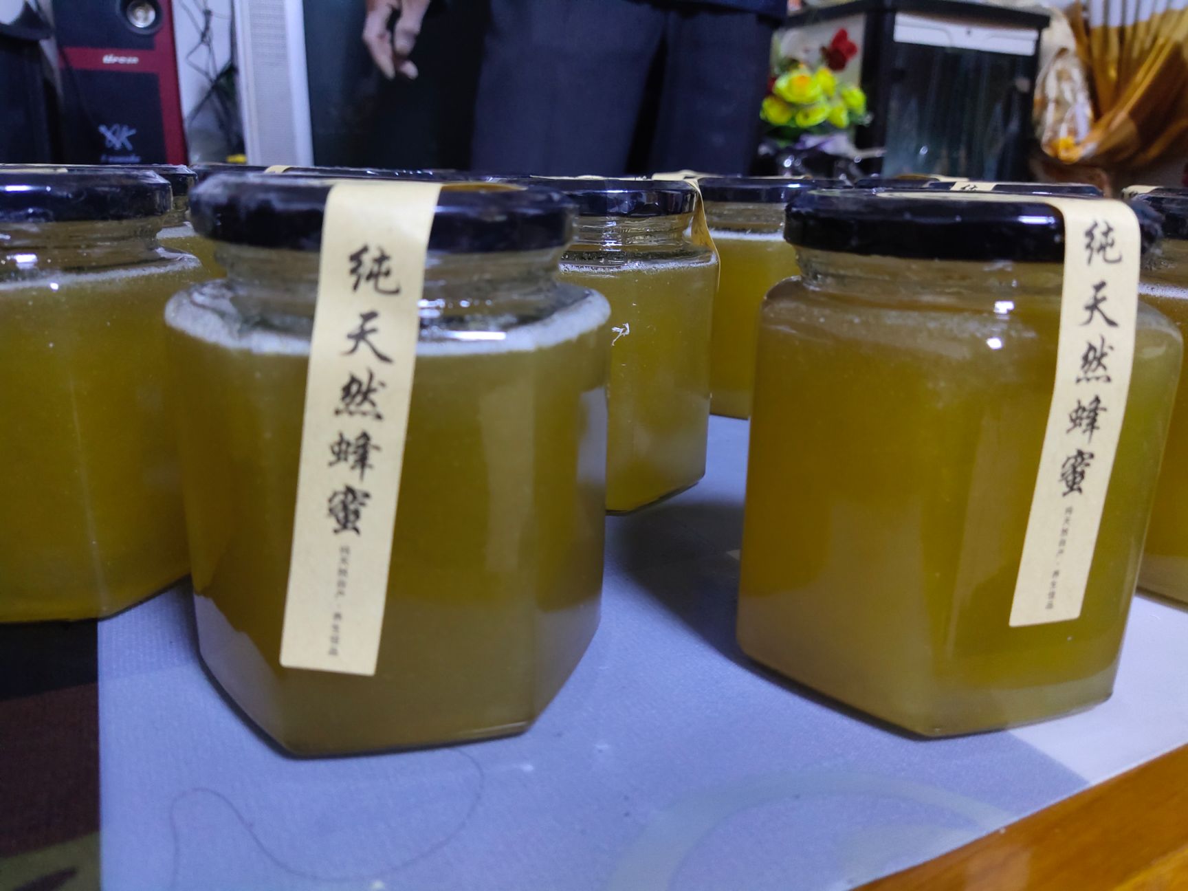  正宗土蜂蜜假一赔十