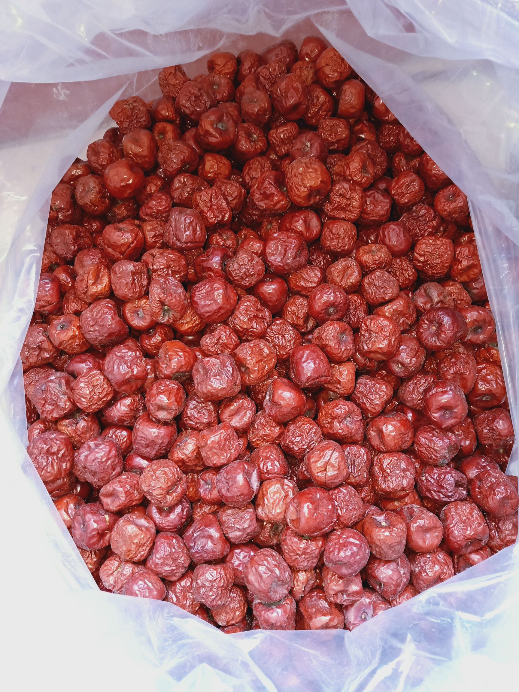  今年红枣口感好个大外观红润饱满