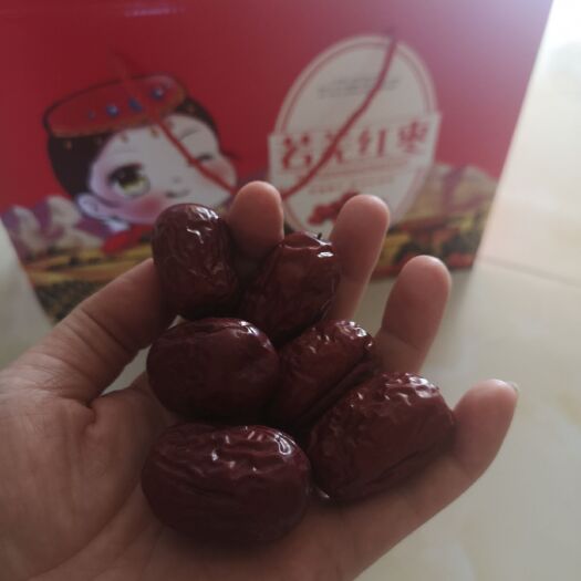 若羌县 若羌当地三十年红枣园若羌灰枣