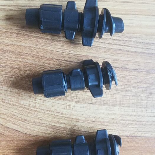 菏泽 16软袋锁母旁通   软袋连接