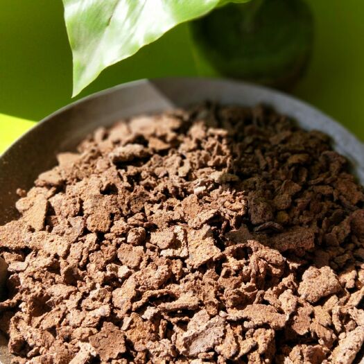 鹿寨县农家自榨山茶籽麸 茶枯茶粕  2024年当季新枯