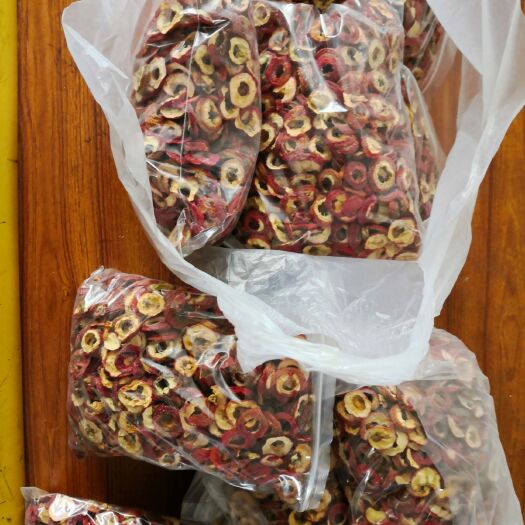 新河县常年供应山楂干片、山楂鲜货！
