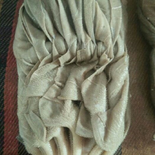 凯里市鲜牛毛肚 新鲜本地黄牛毛肚，剃油干净，纯新鲜本地货