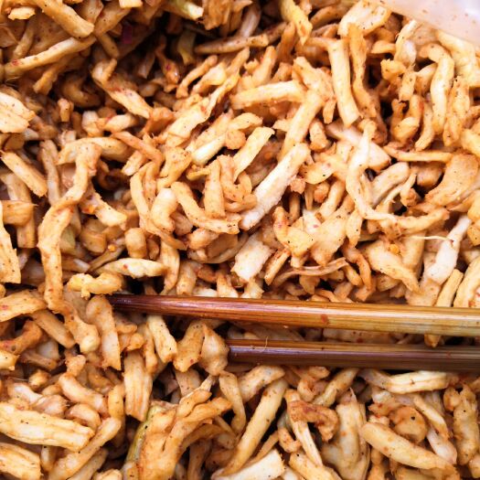 重庆市榨莱类 农家自制萝卜馅（麻辣味），脆爽可口，还有点萝卜的微甜