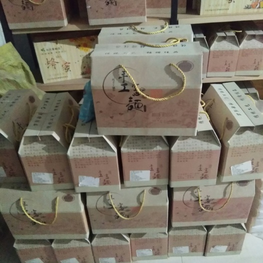 邱县手工面 手工空心粗，细面二种。