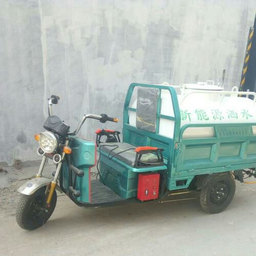  吸粪车洒水车