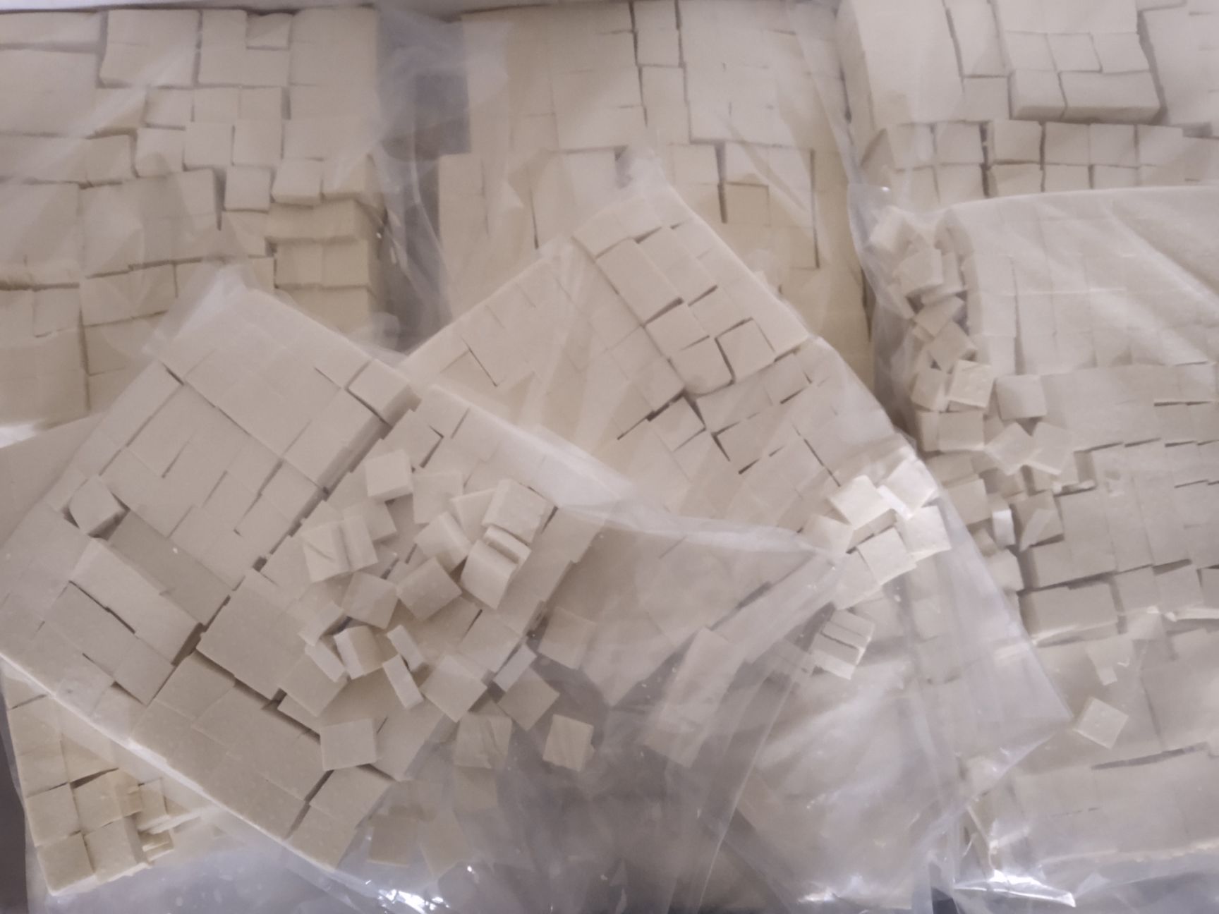 本店提供 臭豆腐批发,卤水批发,调料批发,欢迎有需要的老板进店