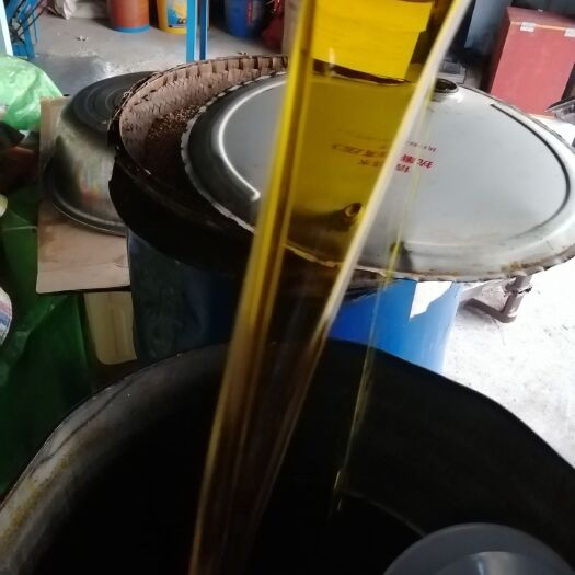 兴仁市 纯正菜籽油剂和化学物品