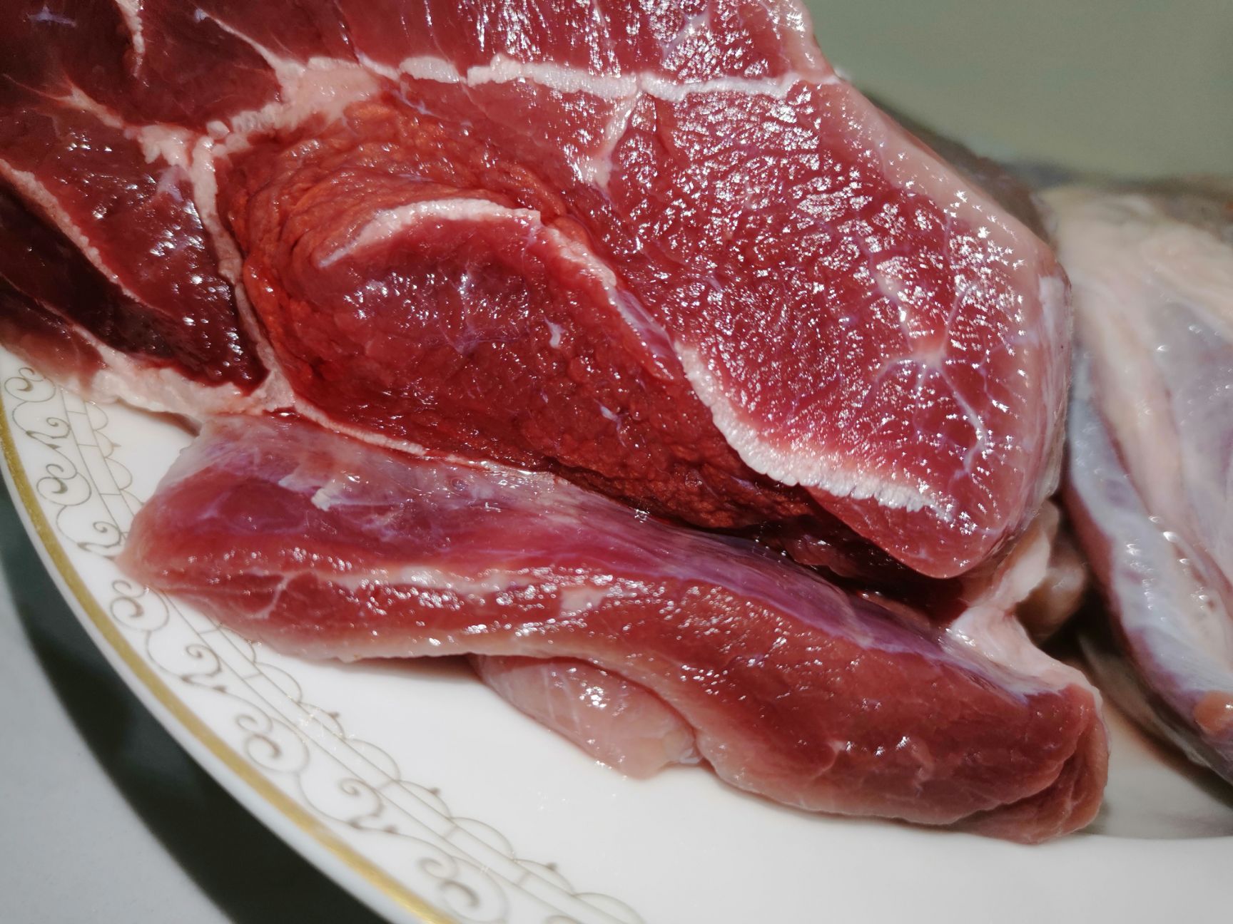  直接拍新鲜纯干高品质牛腱子肉牛腿生牛肉批发4斤包邮