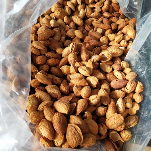 精河县巴旦木五香味果仁厚实香醇壳薄易剥