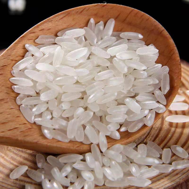  东北响水石板大米长粒香