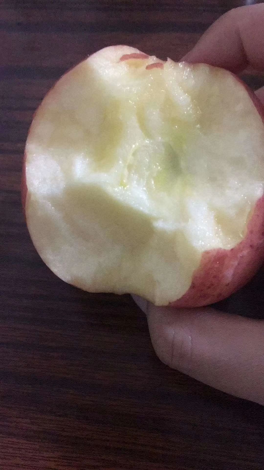 冰糖心苹果 洛川冰糖心水晶红富士24个