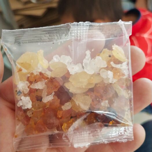 织金县桃胶雪燕皂角米
