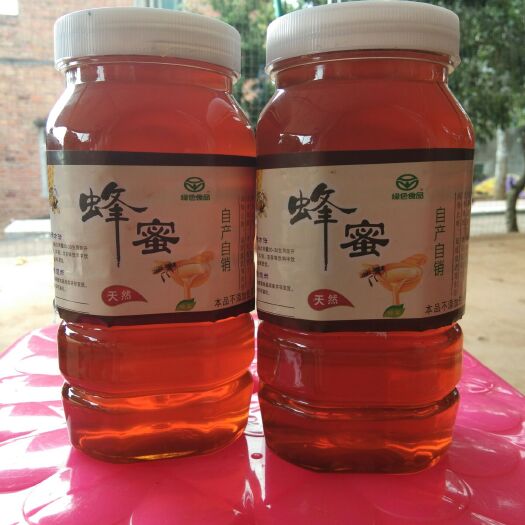 遂溪县土蜂 业余爱好养殖，非专业，从来不喂任何东西，天然，一年一取