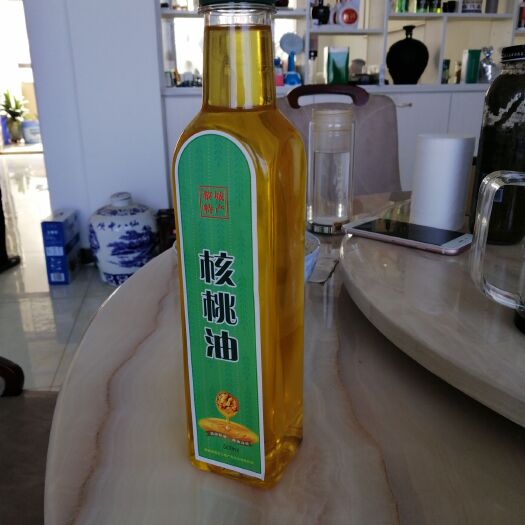沁源县 山核桃油，自家山上的核桃