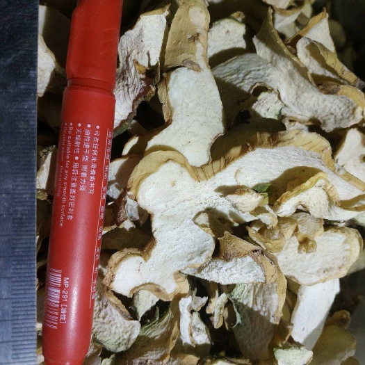 苍溪县(正常发货）优质手工多花姜形甜黄精片无硫烘干货。符合药典标