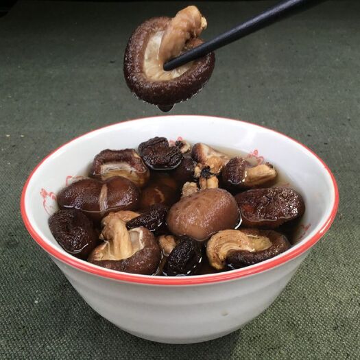 香 神龙架椴木干香菇生长天然食品自然晒干送礼佳品