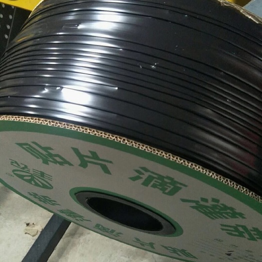 内镶贴片滴灌带