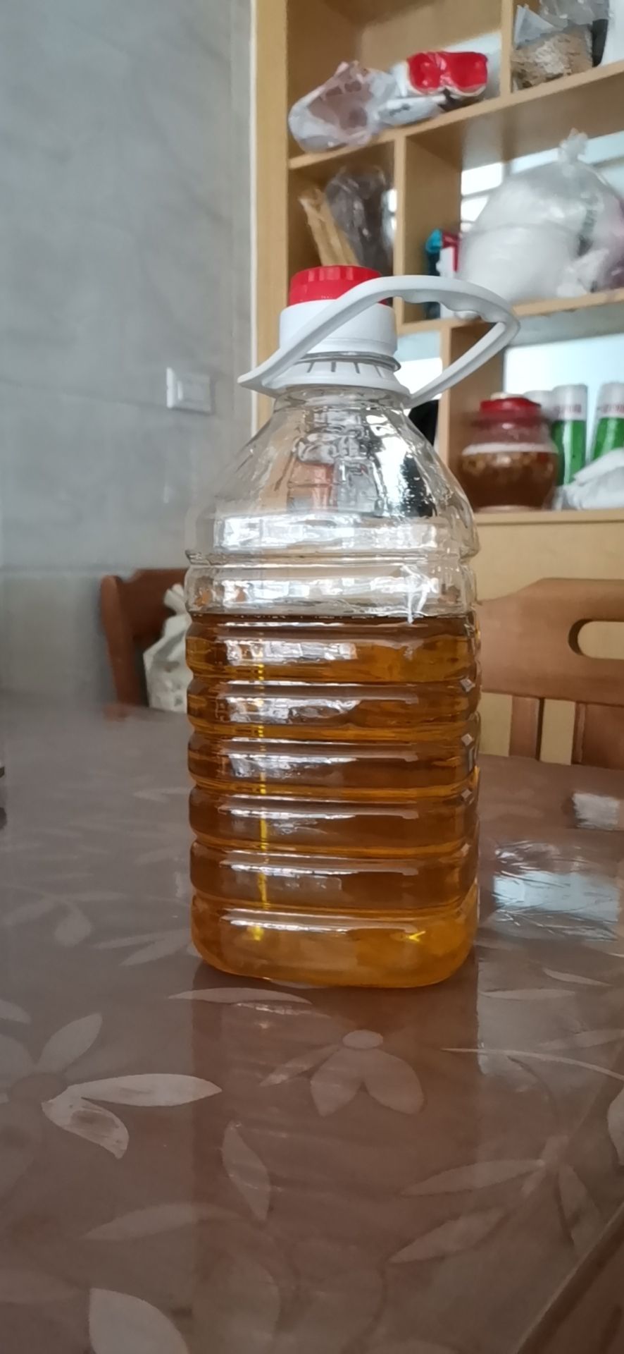  自种自榨的山茶油