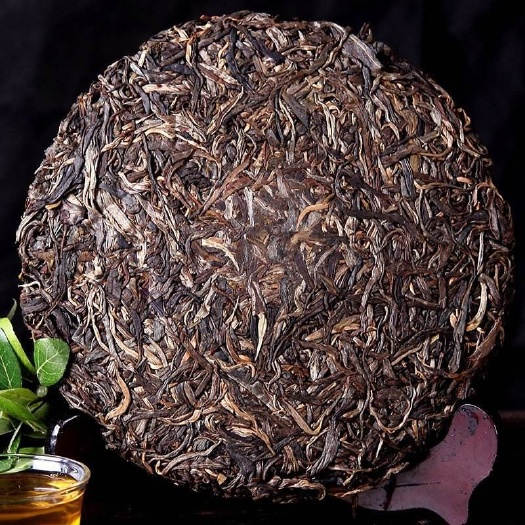  头采春茶普洱名茶老班章熟普生态老茶养生茶普洱古树茶