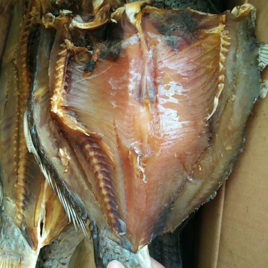 都昌县鲤鱼干咸鱼干腊鱼干大鲤鱼干