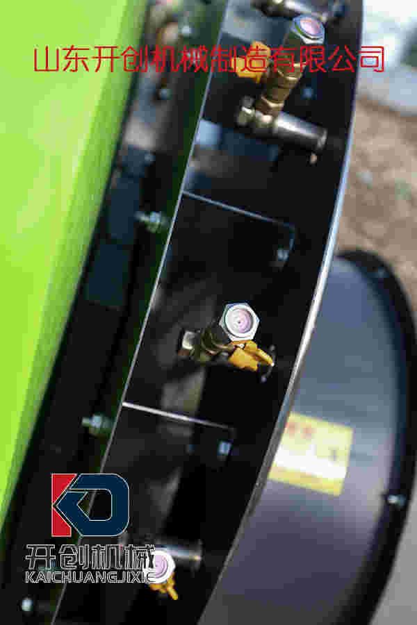 打药机喷头 植保机械  乘坐自走式打药机  打药机生产厂家