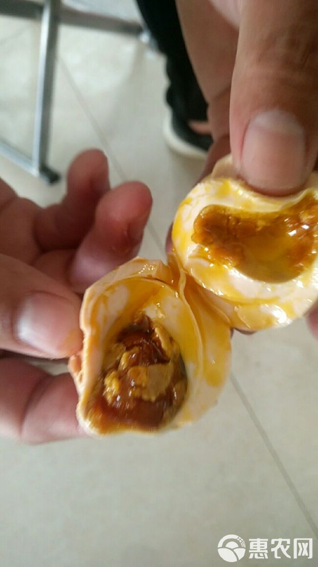 麻酱鸡蛋 来自青岛崂山的美食！选用国家一级山泉水和崂山脚下黄土腌制！