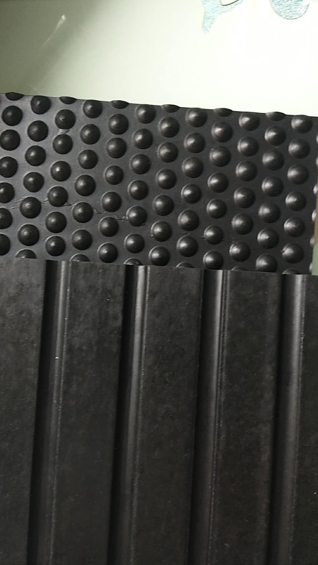 畜牧垫牛棚垫母猪垫防滑耐磨橡胶地垫马垫牛床垫