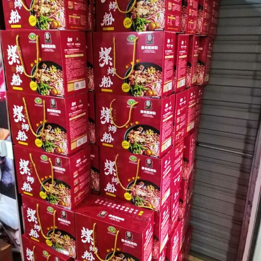 柳州柳州螺蛳粉 柳江人家螺蛳粉汤鲜味美、粉滑细腻，入口唇齿留香难以忘怀！