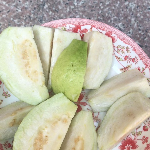  珍珠番石榴非常甜