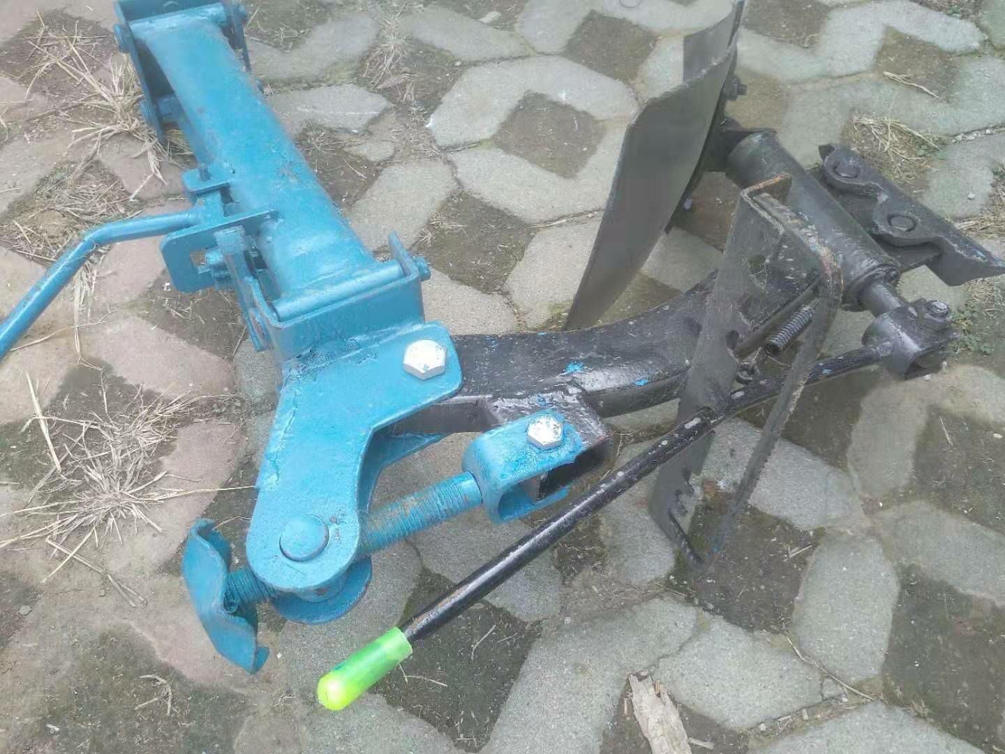 微耕机配套农机具犁双面翻转犁铧耕地开沟翻土地犁小开沟犁开沟